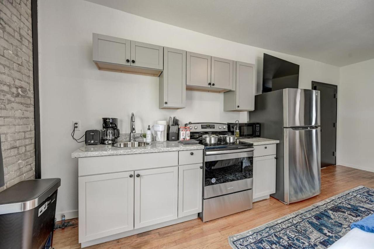 Stylish Studio Mckinley Beach - Brady St Lowr East Daire Milwaukee Dış mekan fotoğraf